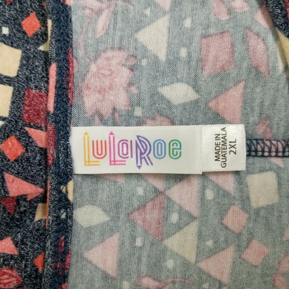 2XL Lula roe mineral wash FLORAL scoop neck short sleeve soft top - Picture 7 of 10